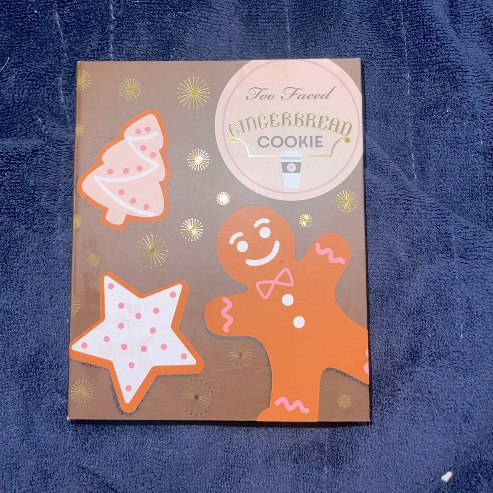 Too faced Gingerbread Cookie palette!